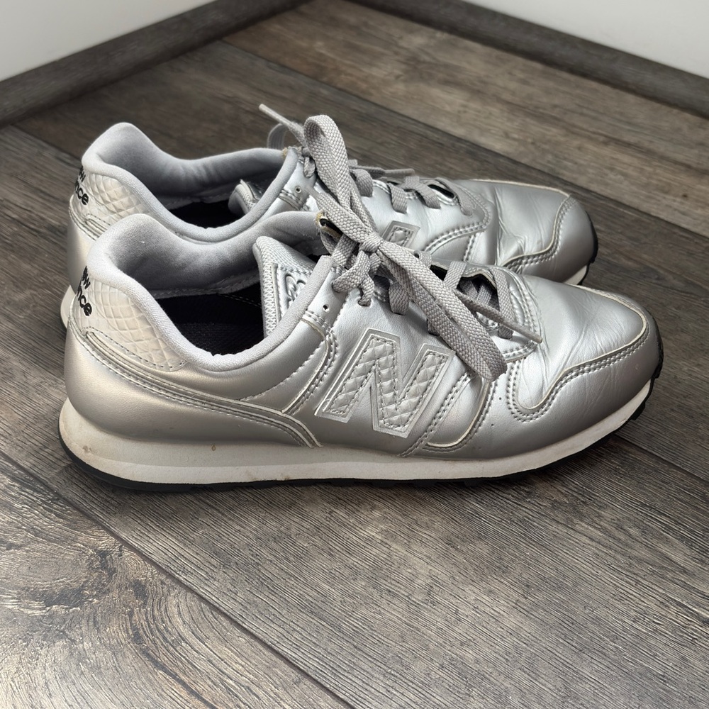 New Balance Women's 373v2 Trainers 8.5 - Picture 12 of 13